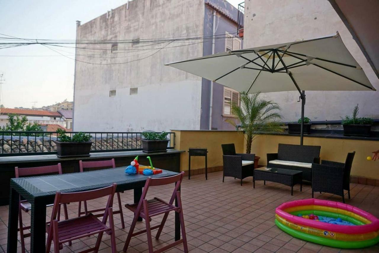 Ferienwohnung Lilly'S House Giardini-Naxos Exterior foto